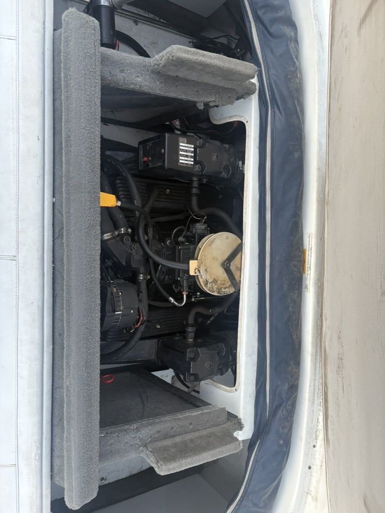 Main image 10