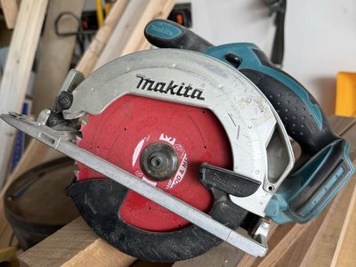 Makita Cordless Circular Saw