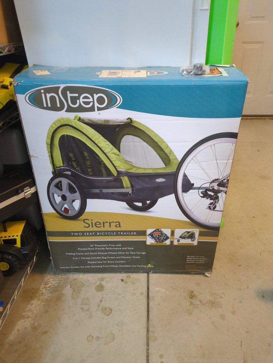 Two seat bike trailer
