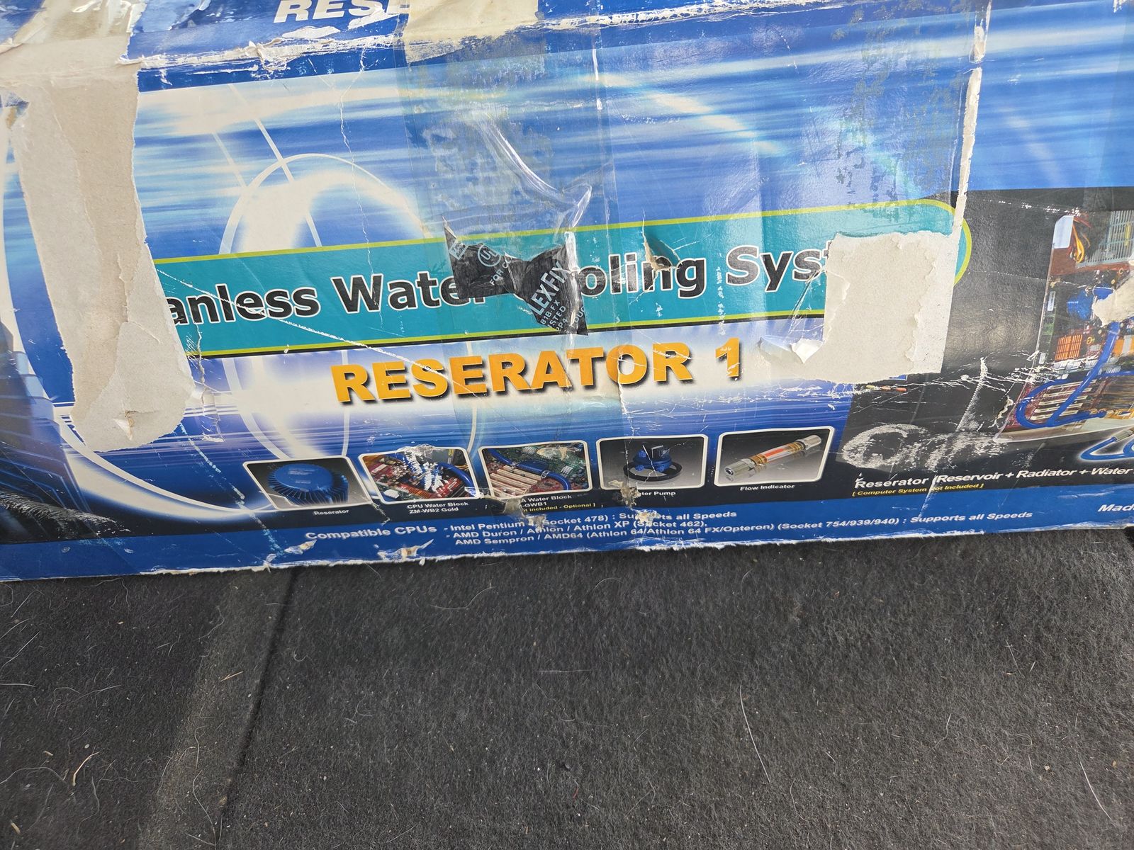 Computer blue water cooling system