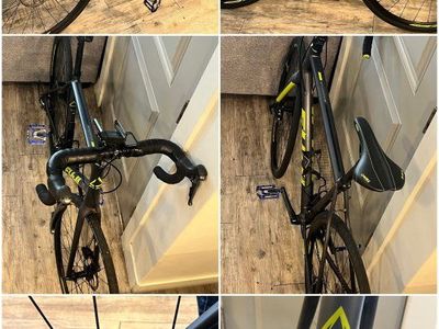 Fuji Sportif Road Bike - Gray and Yellow - Drop Handlebars - Disc Brakes