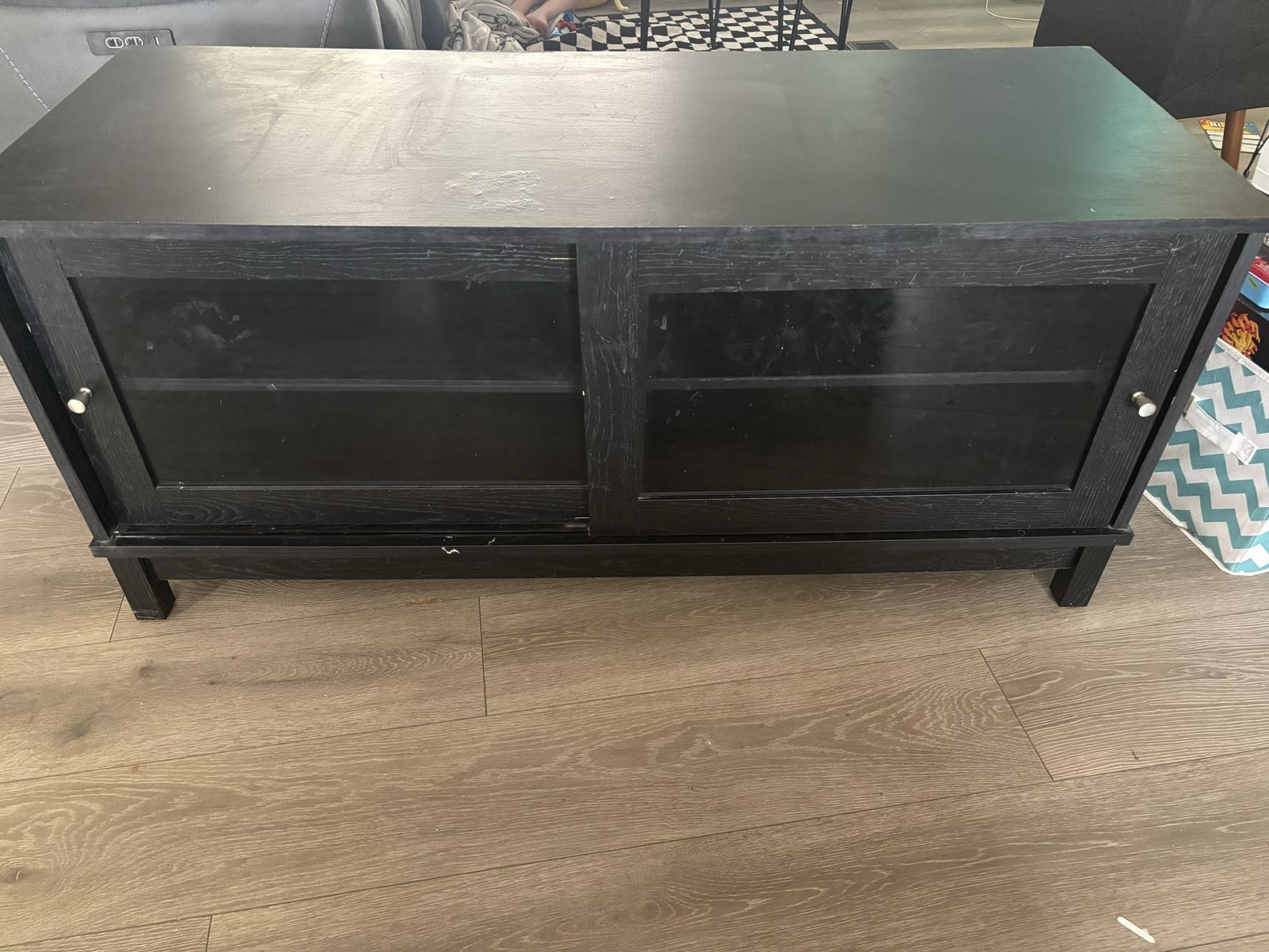 Tv stand