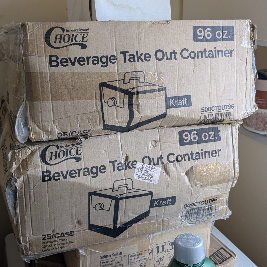 Cases of everage takeout containers 96 oz.