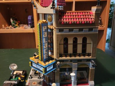 LEGO Creator Expert: Palace Cinema - 10232