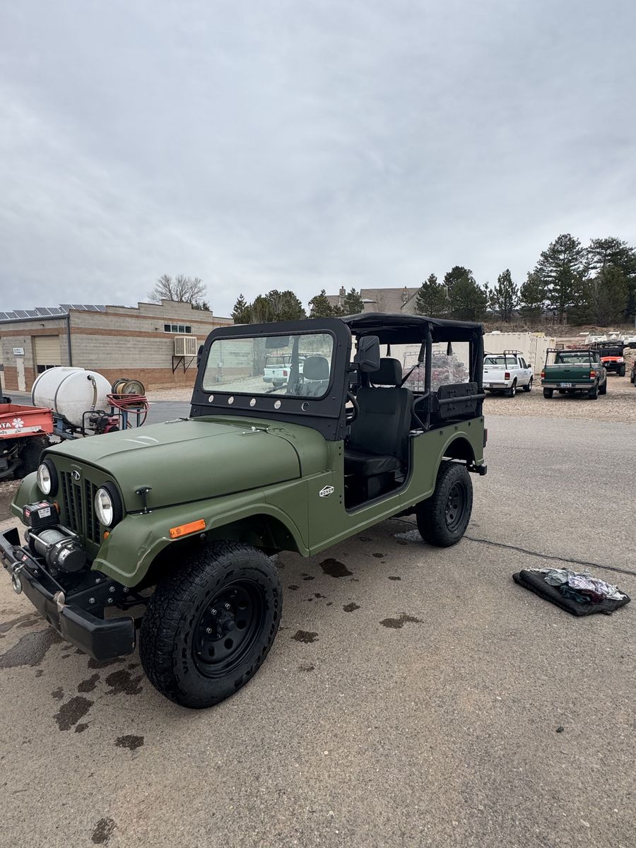 2019 Mahindra Roxor