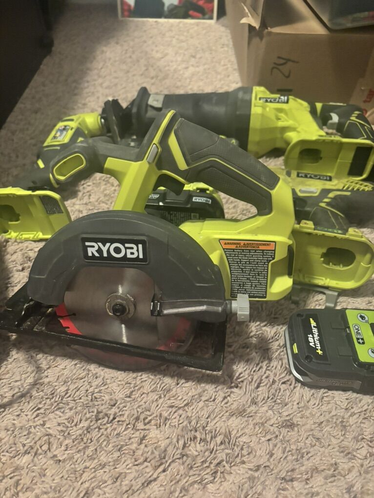 Huge 9 Piece Ryobi Tool Set Look At All The Tools