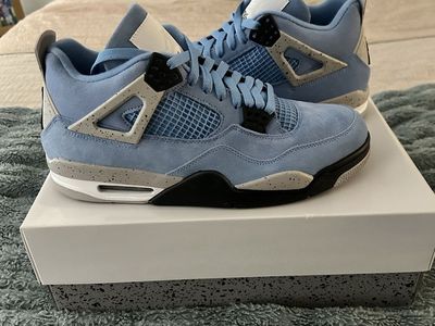 Nike Air Jordan 4 Retro University Blue Sneakers Size 10.5 with Box