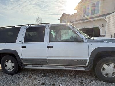1995 GMC SUBURBAN K1500