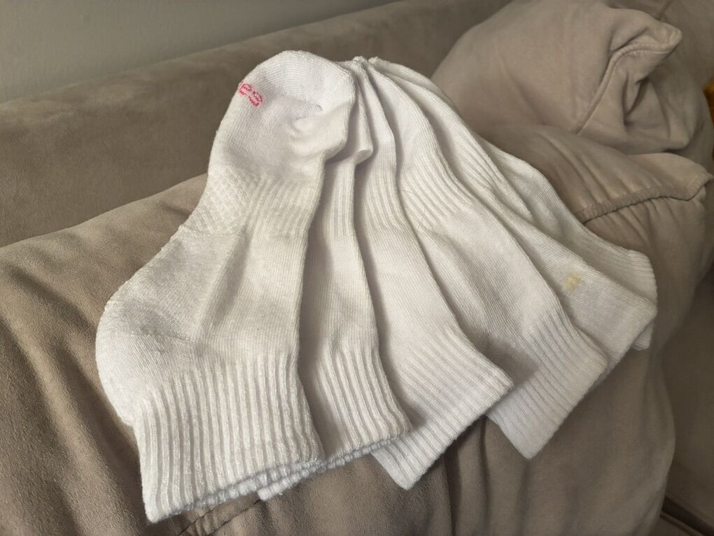 New Hanes Womans Crew Socks