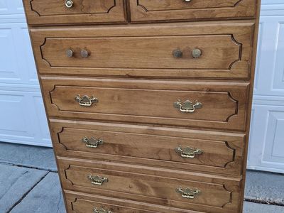 extra tall hardwood 7 drawers dresser