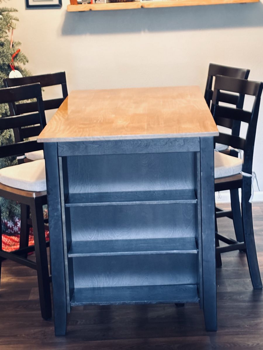 Dinning table