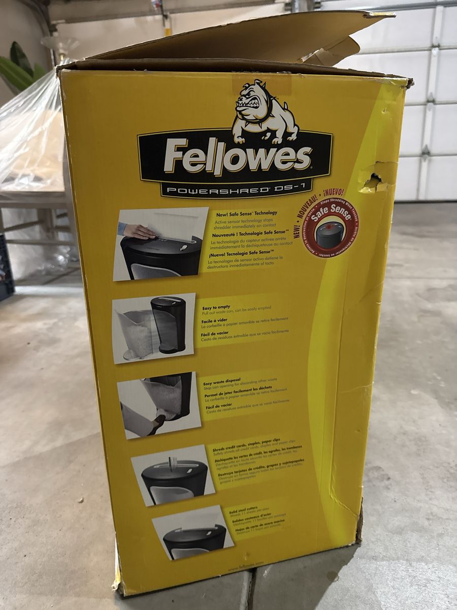 Fellowes Powershred DS-1 Paper Shredder - 4.75 Gallon Basket, Shreds Credit Cards/Staples