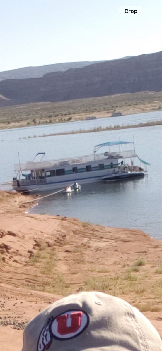 HOUSE BOAT SHARE AT LAKE POWELL FOR SALE. $40000 (+ yearly dues)