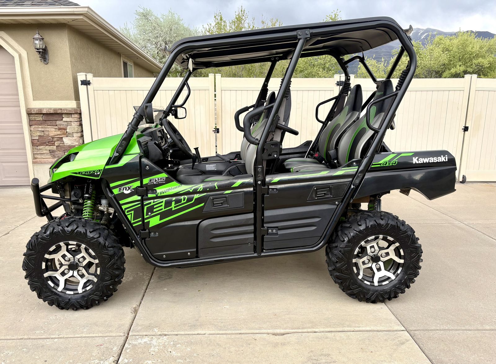 2020 Kawasaki Teryx4 800 with Upgrades