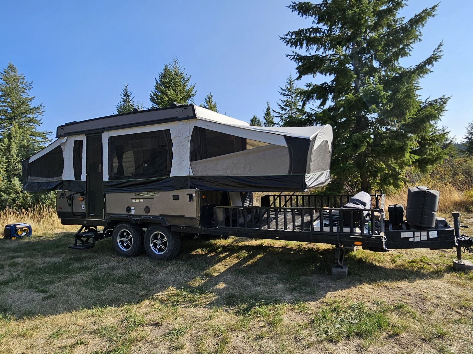 **2019 Rockwood Tent Trailer w/ xl Toy Hauler