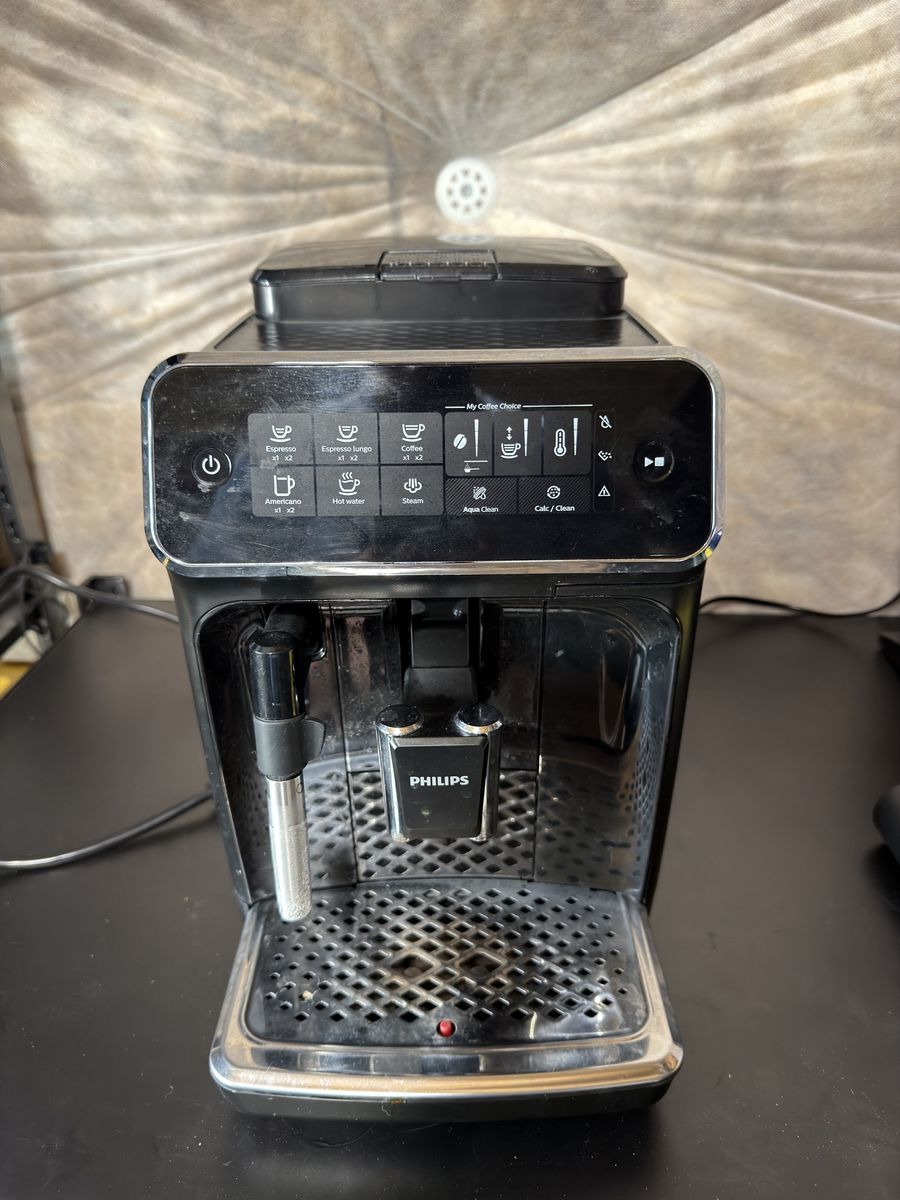 Philips 3200 Series Fully Automatic Espresso Machine, Classic Milk Frother,