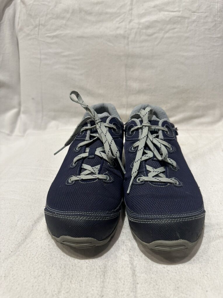 Ahnu Women’s Size 11, Navy Wtrprf Hiking Shoes