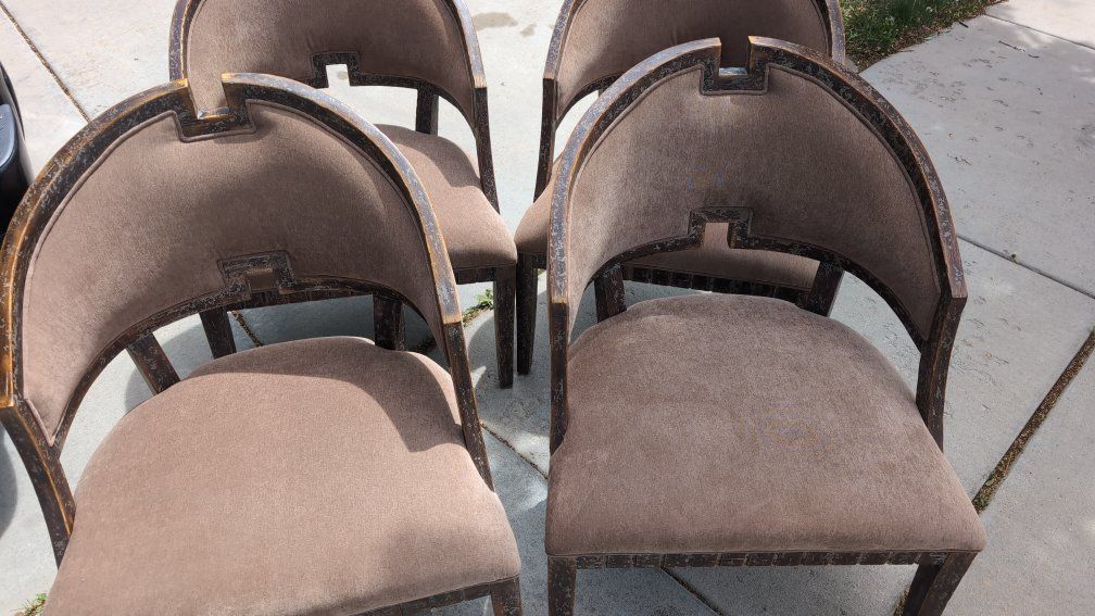 Set of 4 Designer chairs, send me an offer