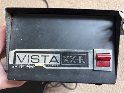 Vista XX-R Regulated Power Supply Solid State Active 13.8 VDC
