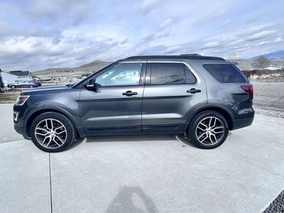 2016 Ford Explorer Sport