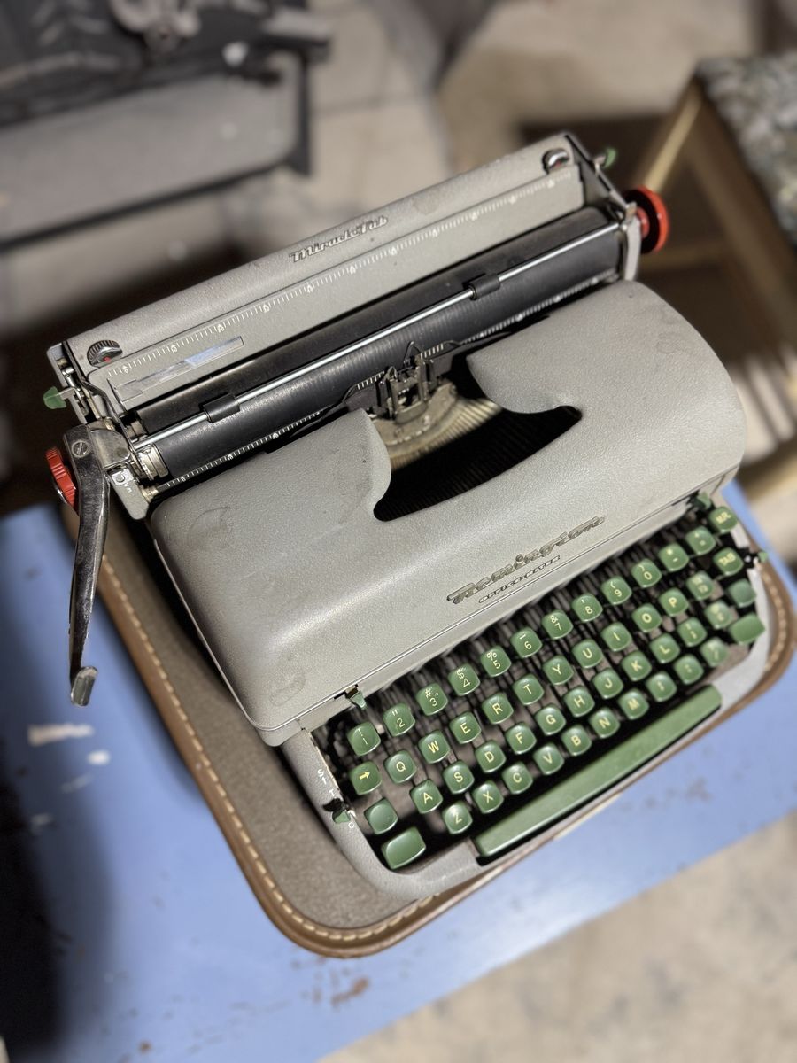 Vintage Remington Office-Riter Typewriter with Case - Gray/Green Keys