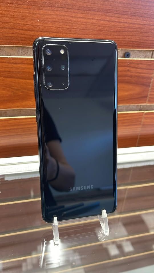 Samsung Galaxy S20 plus 5G 128Gb - Unlocked