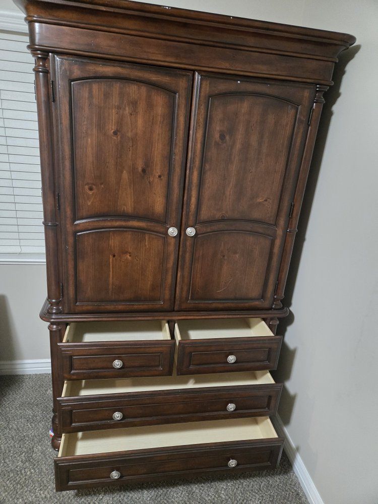 Main image 2