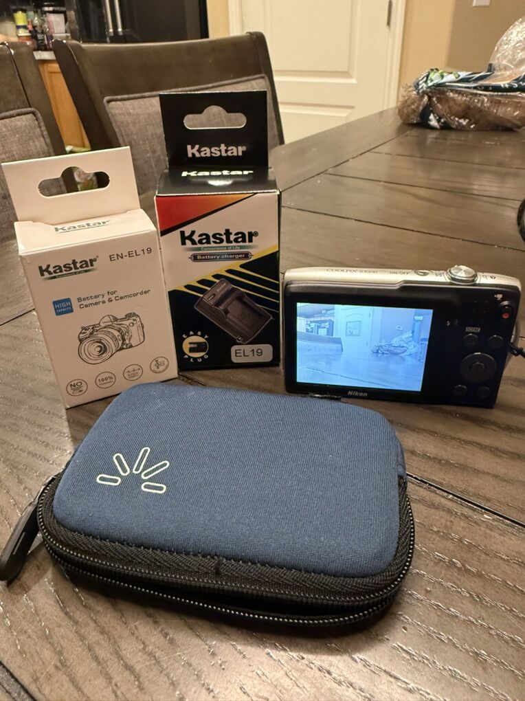 Nikon Coolpix Slim Body S3200 Digital