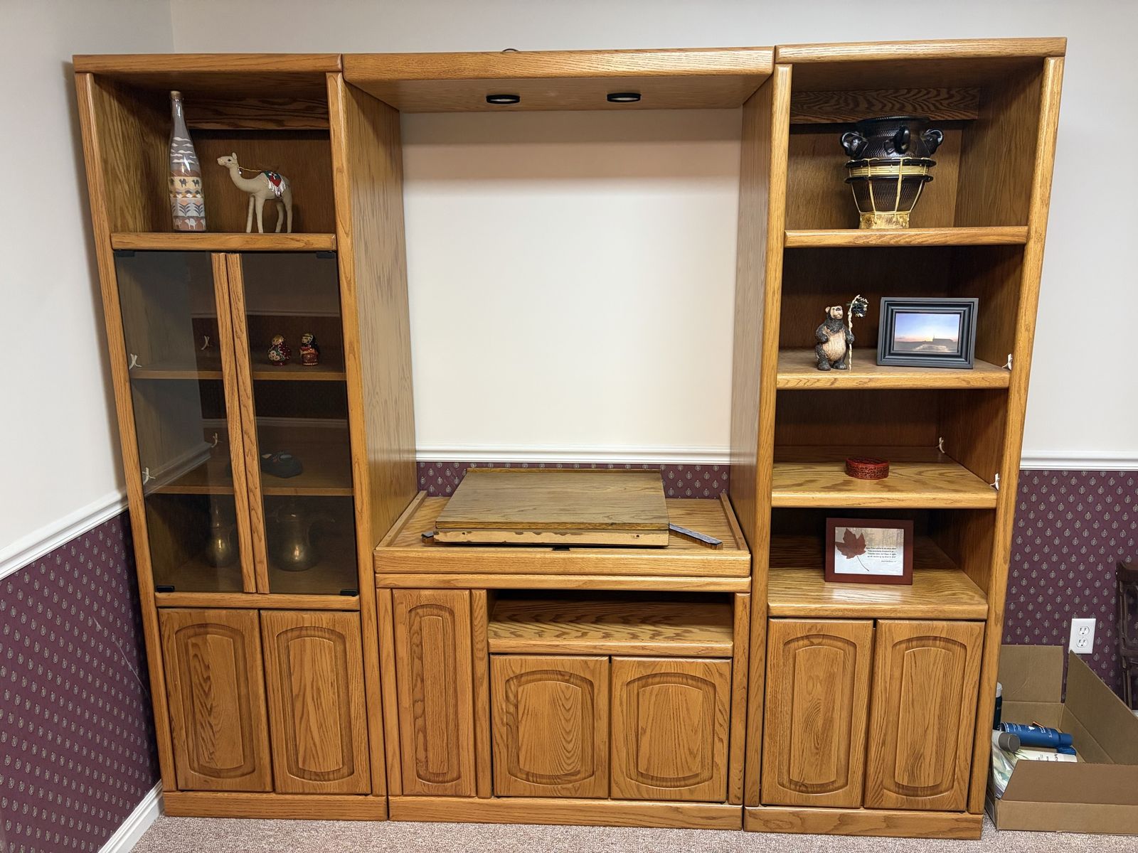 Solid Oak 3-Piece Entertainment Center / Wall Unit