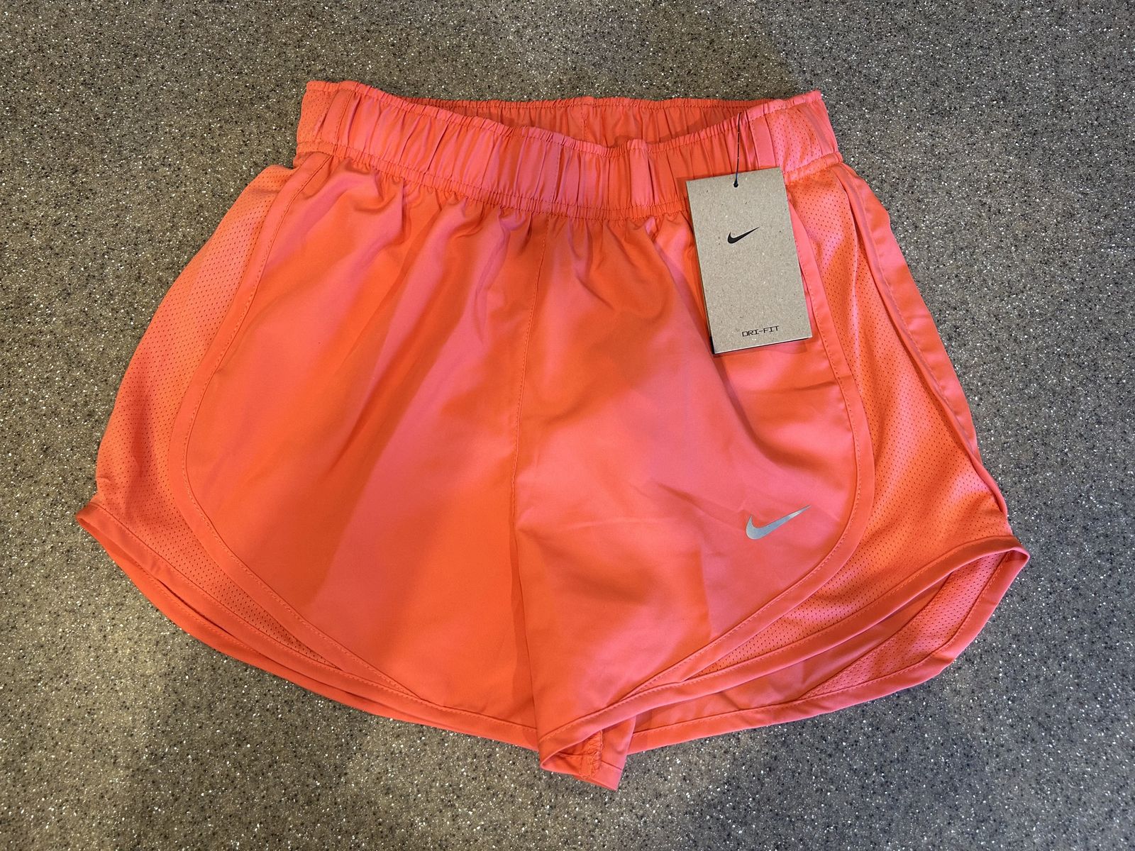 Brand New Womens Peach Nike Dri-Fit Shorts XS $20