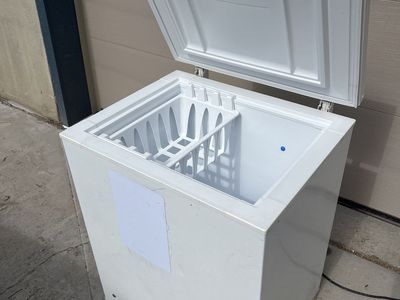 Chest freezer