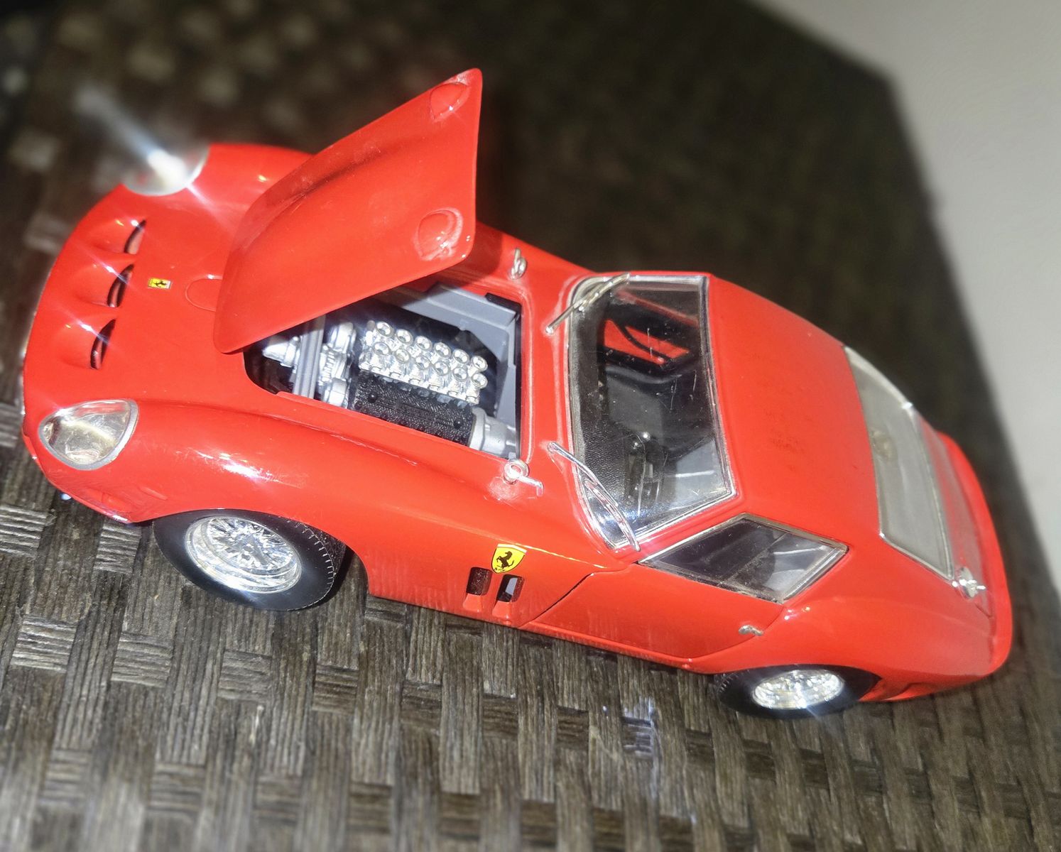 Vintage 1998 Hot Wheels Mattel 1:18 Ferrari 250 GTO  Car -