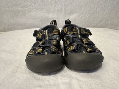 Keen Toddler Size 4, Navy/Yellow, Hiking Sandals