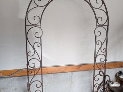 Decorative Metal Garden Archway Trellis Brown Ornate Scrollwork Wedding Arbor