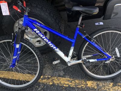 Newer Raleigh road / mountain bike