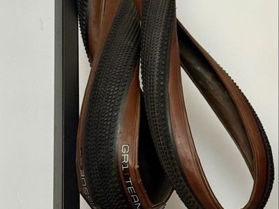 Bontrager Gravel Tires GR1 Brown Tan Wall 700 x 40
