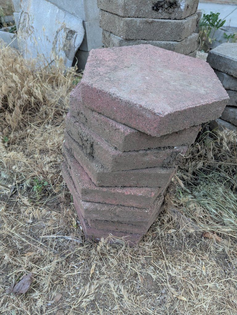 Main image 4