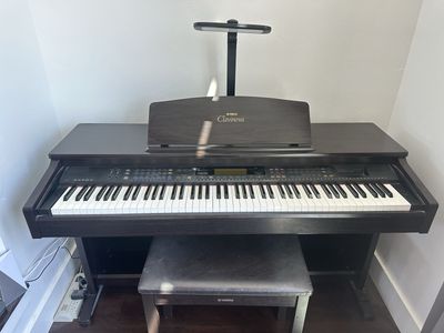 Yamaha Clavinova CVP-305 Digital Piano w/ Bench, LED Lamp & Dust Cover - Dark Wood Finish