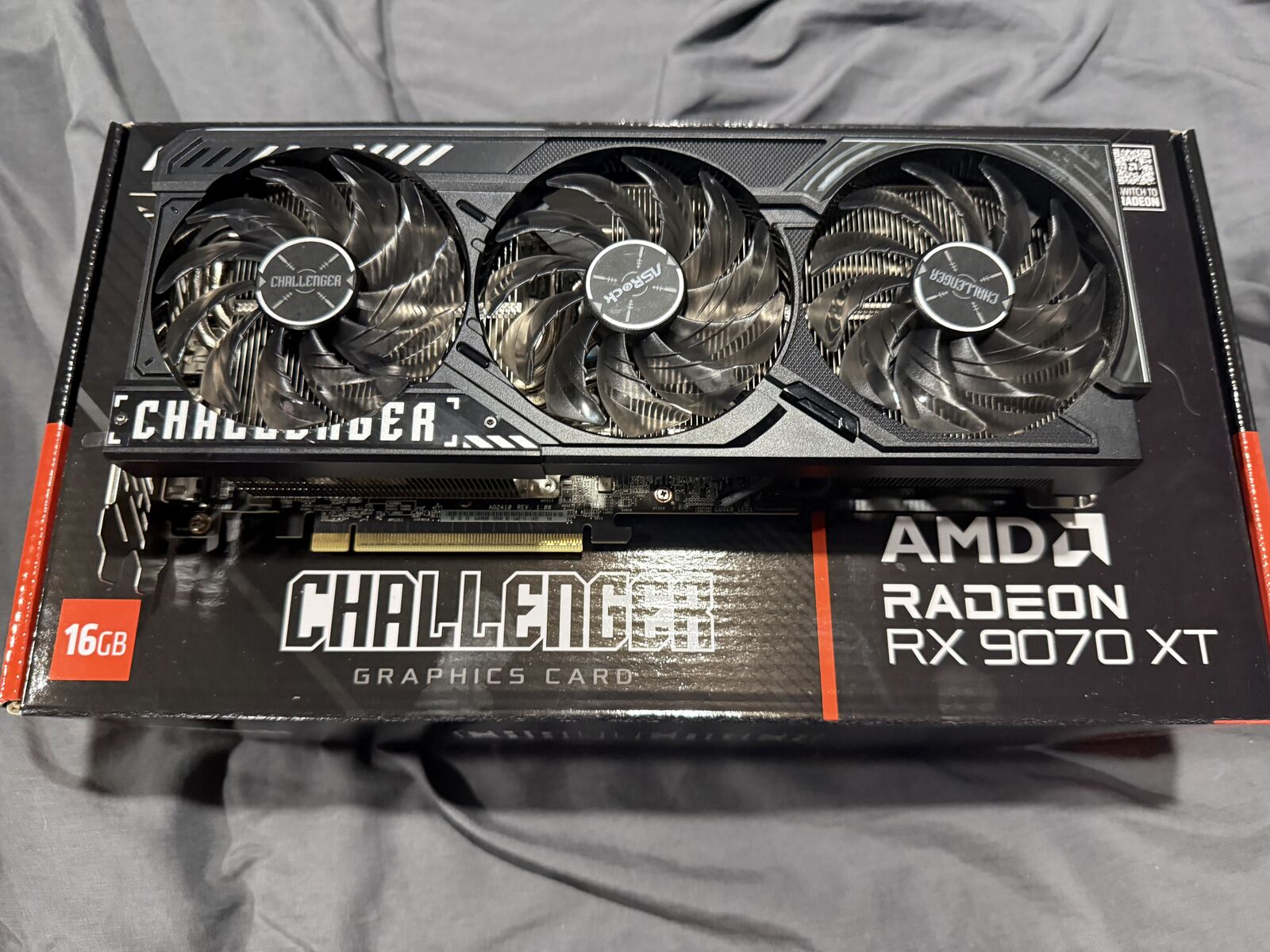 AMD Radeon 9070 XT 16GB