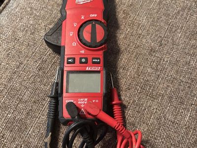 Milwaukee 2235-20 400 Amp Clamp Meter