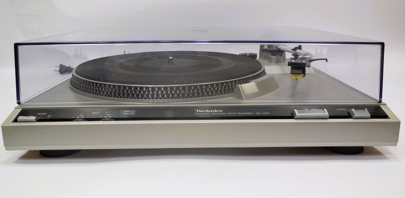 Technics Turntable SL-220 Semi-Automatic Phono