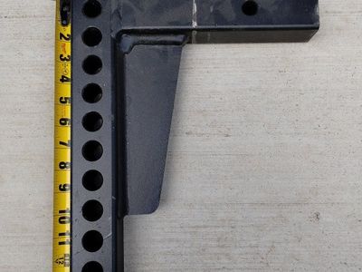 Curt Welded Weight Distribution Shank 7" - 10 Hole Adjustment