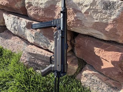 Umarex Legends MP40 CO2 BB Gun