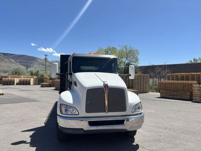 2015 Kenworth T270