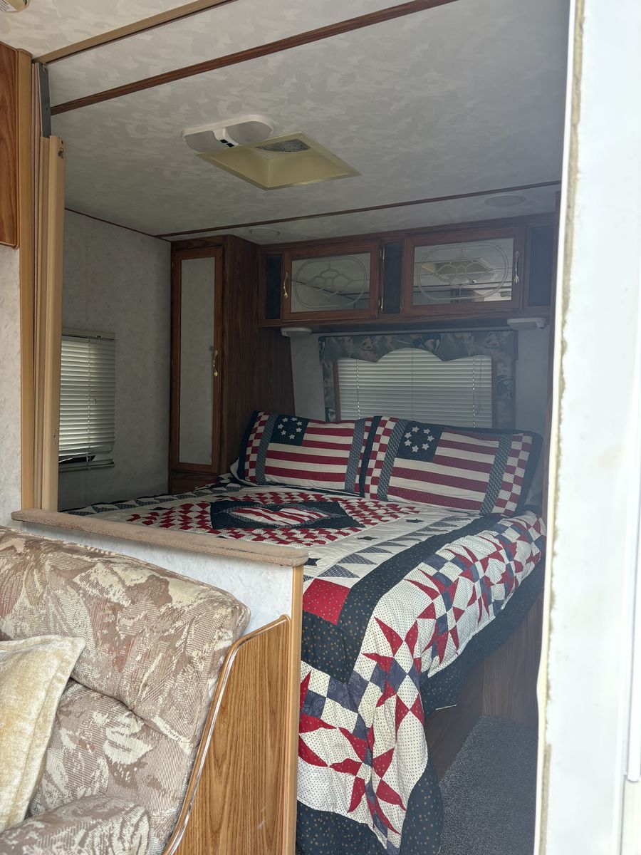 Main image 13