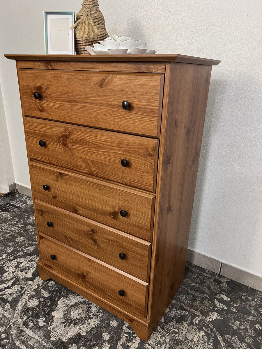 Honey Wood 5 Drawer Dresser