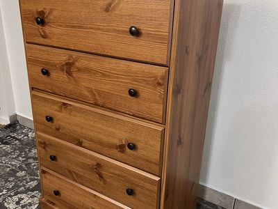 Honey Wood 5 Drawer Dresser