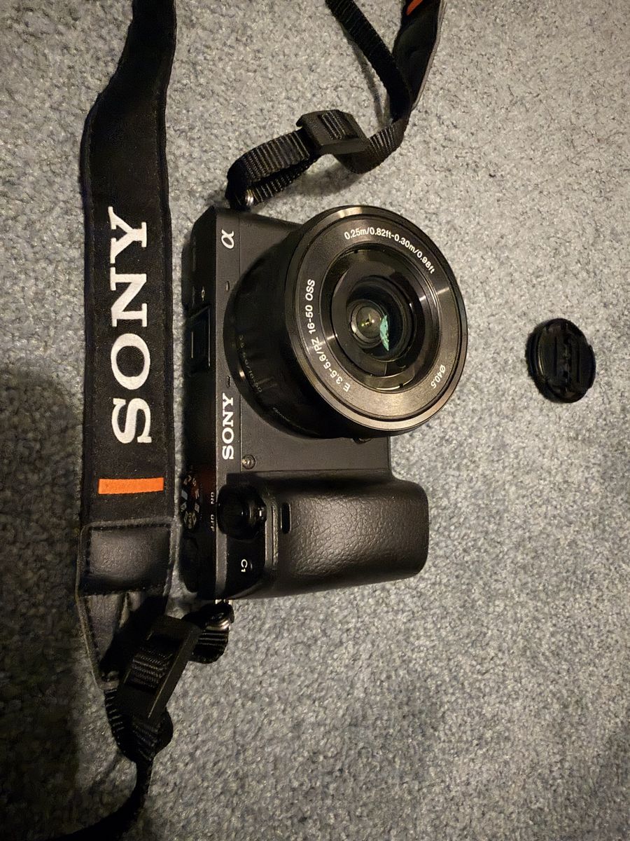 Sony A6400 - Sigma 18-50mm And Sony 16-50 Kit Lens