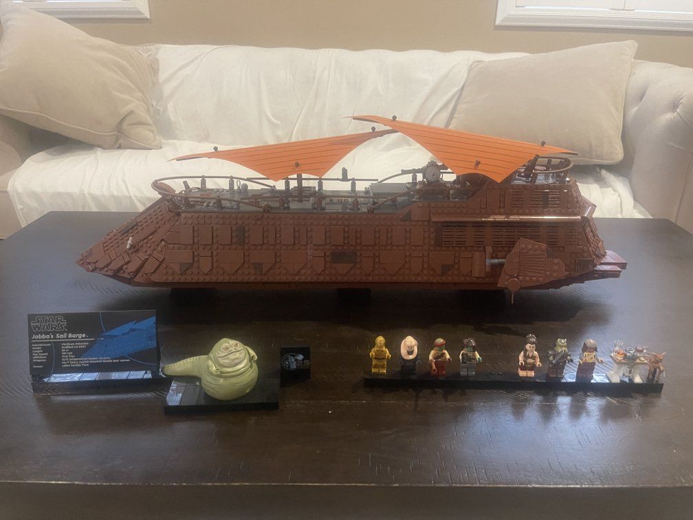 LEGO Star Wars Jabba's Sail Barge Set with Minifigures and Display Plaque