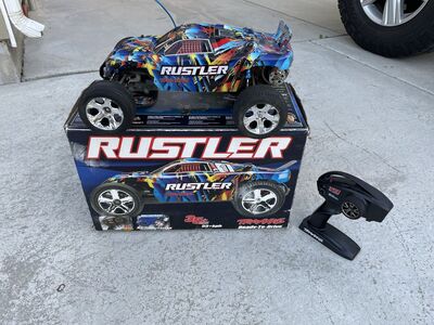 Traxxas Rustler